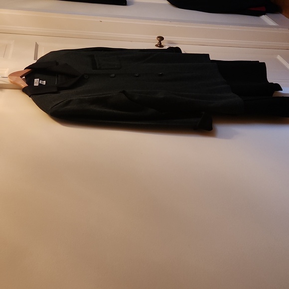 NEW. LADIES GRAY AND BLACK TRIM JACKET.  SIZE LARGE - Picture 4 of 5